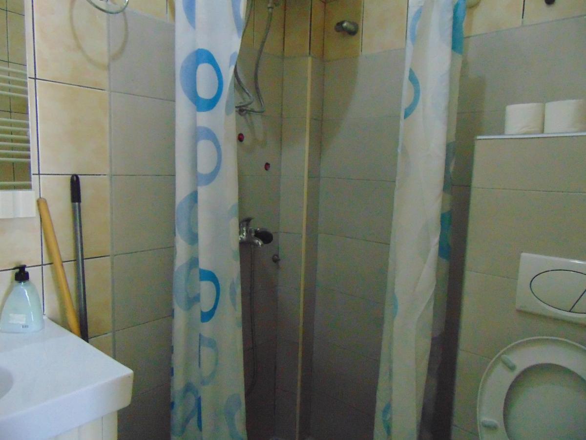 Vila Vito Apartment Добра вода Екстериор снимка
