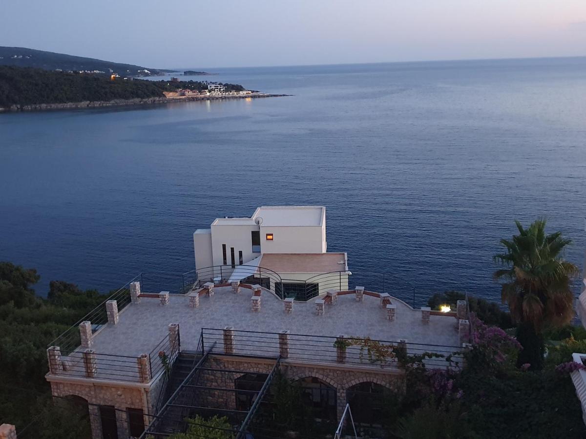 Vila Vito Apartment Добра вода Екстериор снимка
